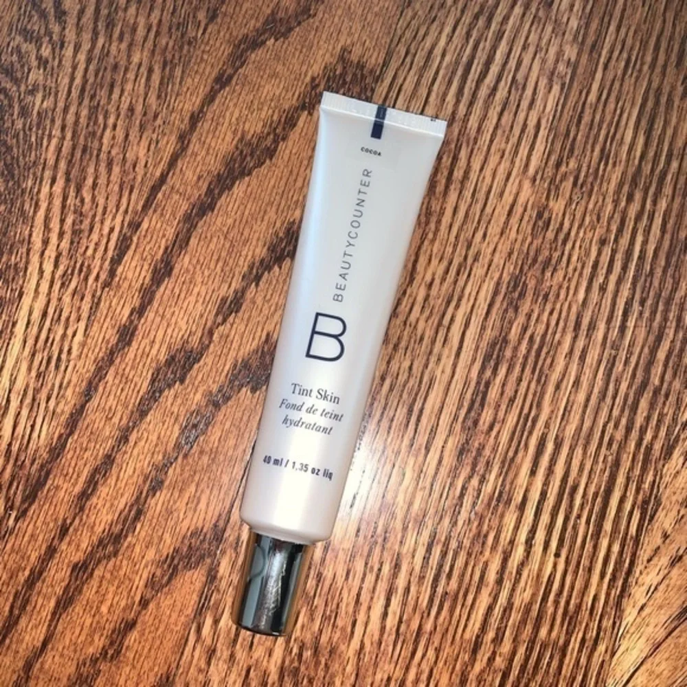 Beautycounter hydrating skin‎ tint foundation cocoa